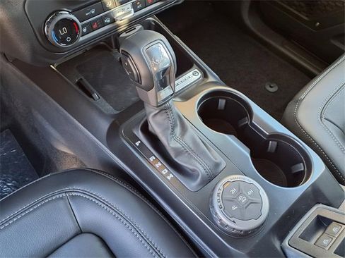 New 2025 Ford Bronco Outer Banks image 15