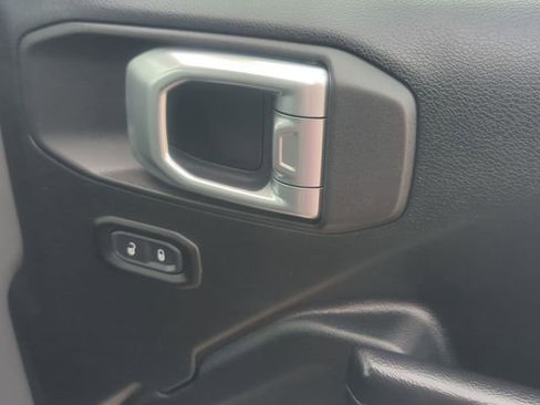 Used 2020 Jeep Wrangler Unlimited Sport AWD/4WD image 27