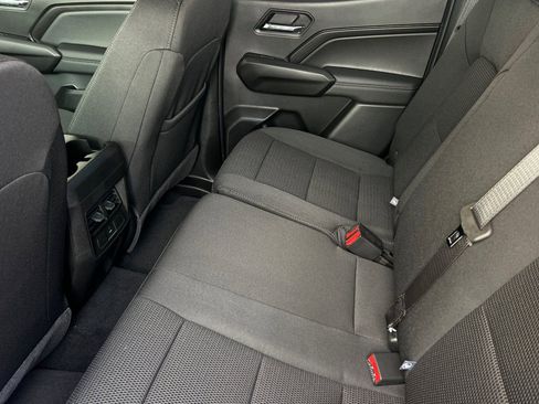 New 2026 GMC Canyon Elevation image 10