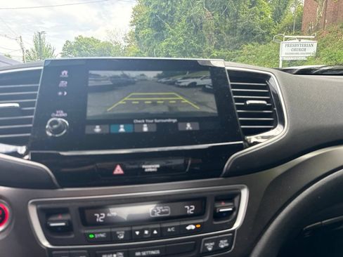 Used 2024 Honda Passport EX-L image 19