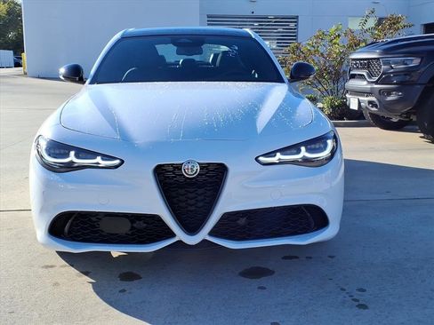 New 2025 Alfa Romeo Giulia RWD w/ Driving Assist Package image 2