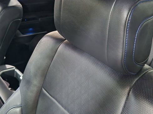 Used 2024 Toyota Tundra Platinum AWD/4WD image 31