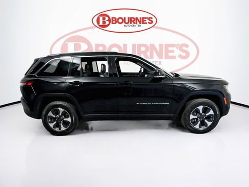 Used 2024 Jeep Grand Cherokee Limited 4xe AWD/4WD image 13