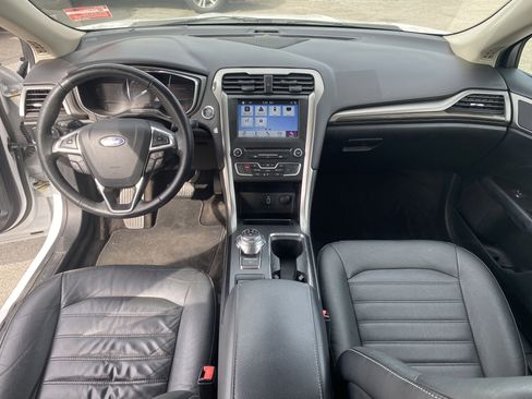 Used 2018 Ford Fusion SE w/ Equipment Group 602A image 20