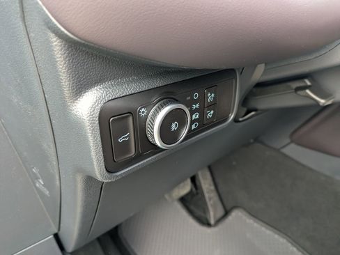 New 2026 Ford Explorer Platinum image 14