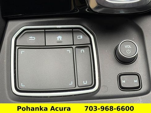 Used 2024 Acura MDX SH-AWD image 17