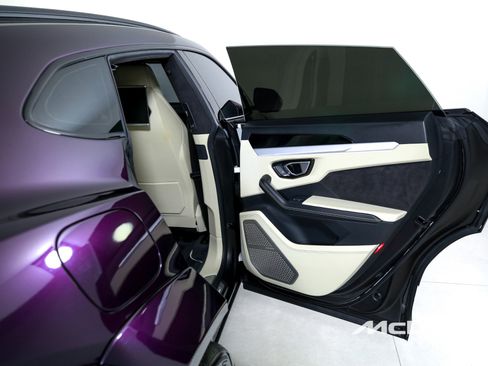 Used 2019 Lamborghini Urus image 26