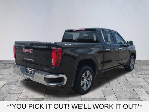 Used 2025 GMC Sierra 1500 SLT AWD/4WD image 7