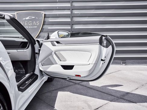 Used 2025 Porsche 911 Turbo S image 24