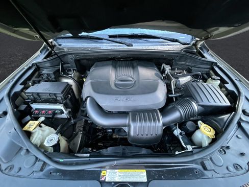 Used 2011 Jeep Grand Cherokee Laredo RWD image 29