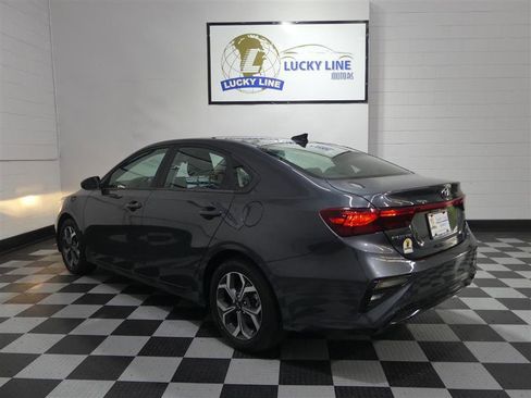 Used 2019 Kia Forte LXS image 11
