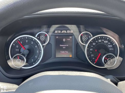 New 2026 RAM 2500 Tradesman w/ Chrome Appearance Group AWD/4WD image 28