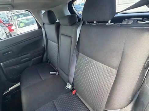 Used 2011 Mitsubishi Outlander Sport SE FWD image 8