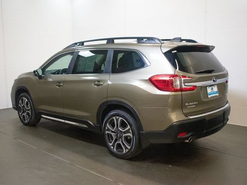 Certified 2026 Subaru Ascent Limited AWD/4WD image 6