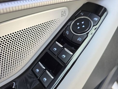 New 2026 Ford Explorer Platinum w/ LUX Leather Package image 9