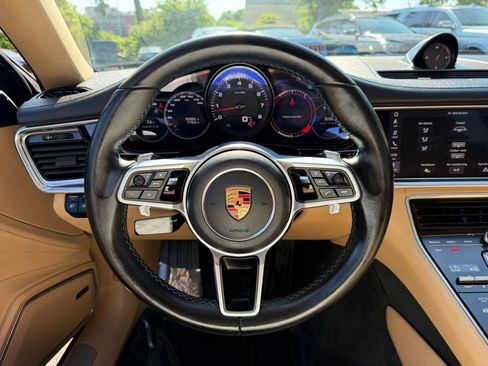 Used 2018 Porsche Panamera w/ Premium Package Plus RWD image 16