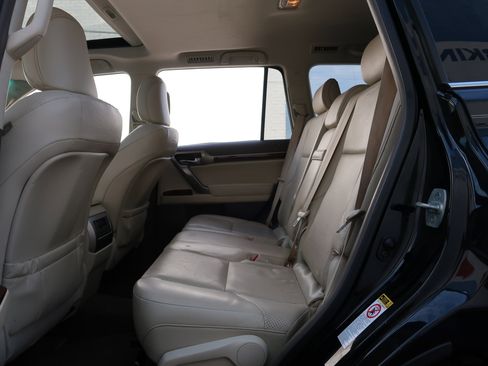 Used 2013 Lexus GX 460 image 43