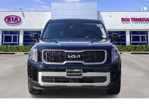 Certified 2025 Kia Telluride LX image 2