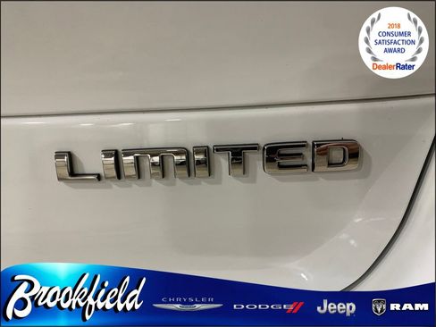 Used 2021 Jeep Grand Cherokee L Limited image 11