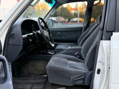 Used 1994 Toyota Land Cruiser AWD/4WD image 28