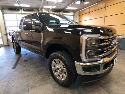 New 2026 Ford F250 Lariat w/ Lariat Ultimate Package AWD/4WD image 1