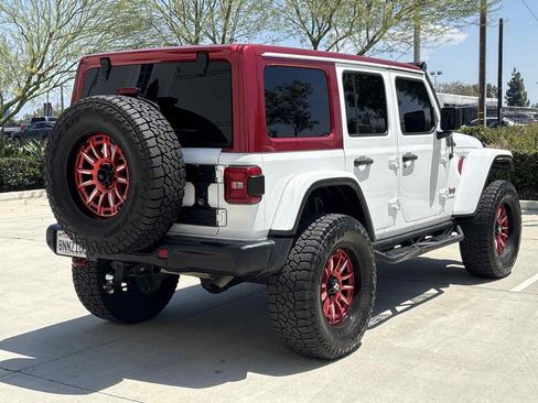 Used 2018 Jeep Wrangler Unlimited Rubicon AWD/4WD image 3