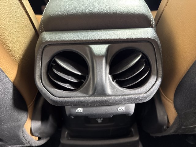 Used 2023 Jeep Wrangler Unlimited Rubicon 4xe w/ Cold Weather Group AWD/4WD image 25