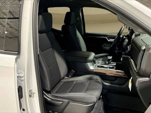 New 2026 GMC Sierra 1500 Elevation image 10