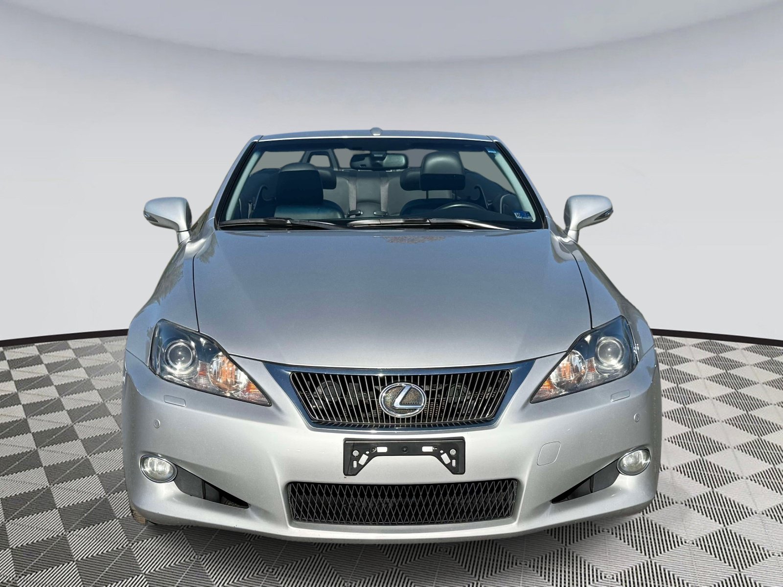 Used 2010 Lexus IS 350C RWD image 7