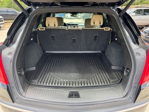 Used 2018 Cadillac XT5 FWD image 5