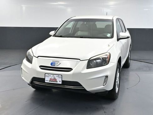 Used 2012 Toyota RAV4 EV image 10