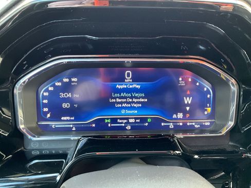 Used 2023 Chevrolet Silverado 1500 LT Trail Boss w/ Convenience Package II image 16