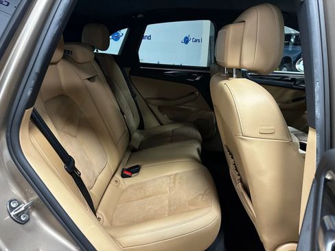 Used 2017 Porsche Macan image 22