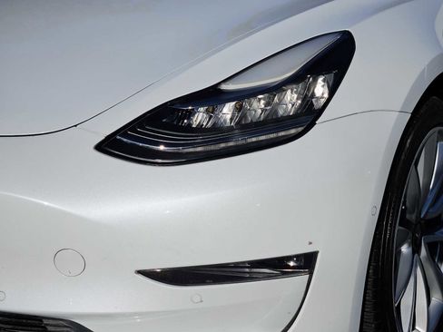 Used 2018 Tesla Model 3 Long Range image 7