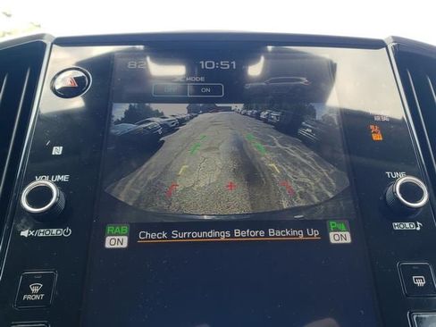 Used 2023 Subaru Ascent Premium w/ Convenience Package AWD/4WD image 24