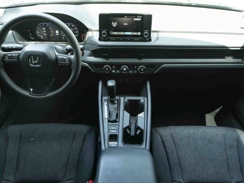 Used 2025 Honda Accord LX image 26