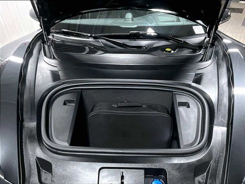 Used 2025 Porsche Taycan 4S image 37