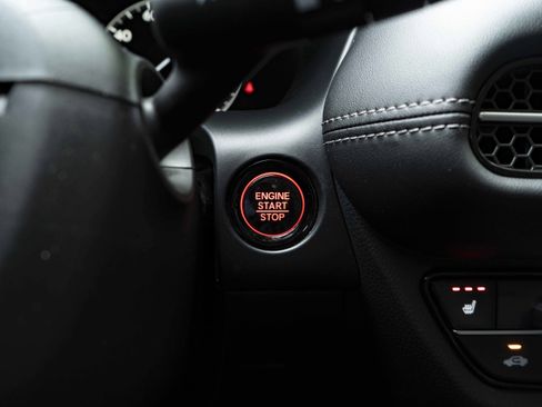 Used 2024 Honda HR-V EX-L image 25