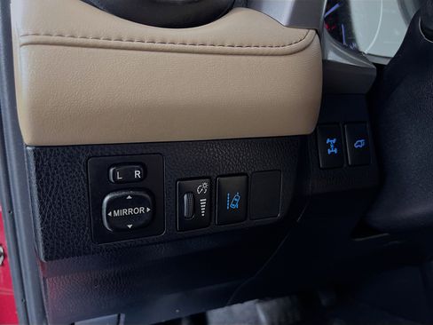 Used 2018 Toyota RAV4 Limited w/ All Weather Liner Package AWD/4WD image 10