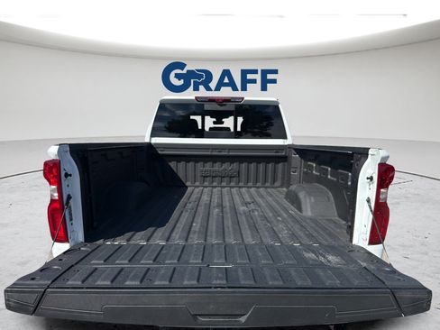 Used 2023 Chevrolet Silverado 2500 High Country w/ Technology Package AWD/4WD image 28