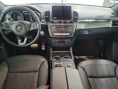 Used 2019 Mercedes-Benz GLE 400 4MATIC image 13