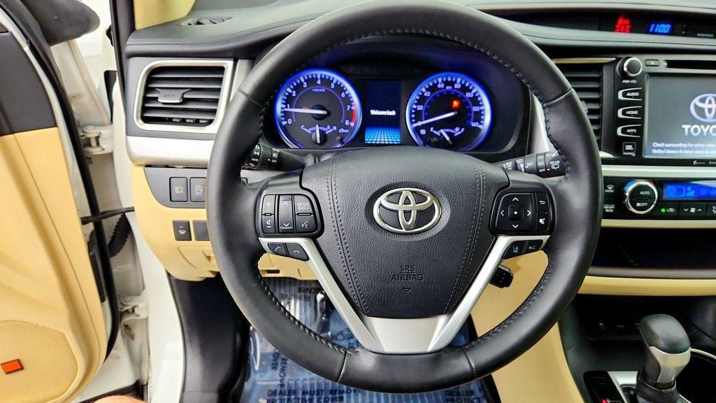 Used 2019 Toyota Highlander Limited AWD/4WD image 14