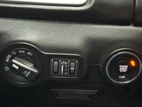 Used 2019 Maserati Ghibli S RWD image 30