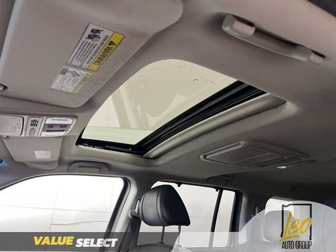 Used 2015 Honda Pilot Touring image 14