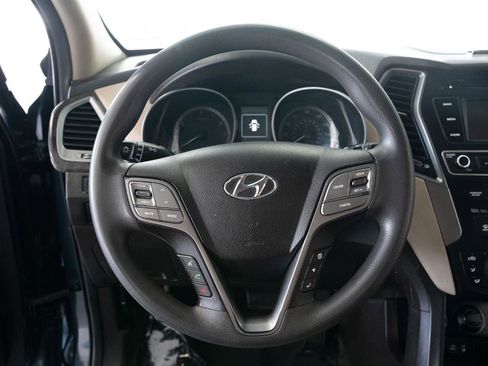 Used 2017 Hyundai Santa Fe Sport image 16