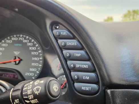Used 2001 Chevrolet Corvette Coupe RWD image 13