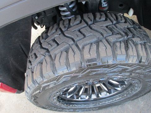 Used 2026 GMC Sierra 1500 AT4 w/ AT4 Premium Package image 13