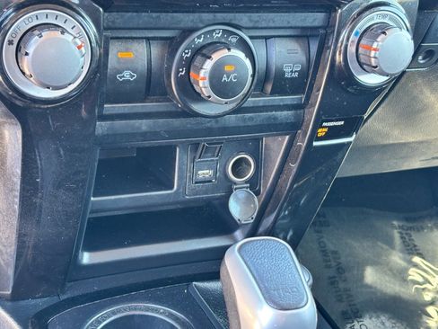 Used 2024 Toyota 4Runner TRD Off-Road image 25