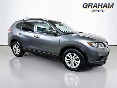 Used 2016 Nissan Rogue SV