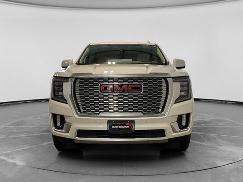 Used 2023 GMC Yukon Denali AWD/4WD image 8